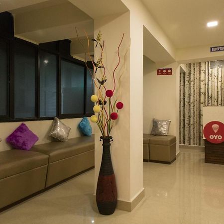 Oyo 10254 Hotel Taha Pride Nagpur Exteriör bild